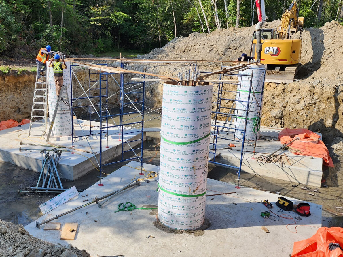70m Dock-Down Self Support Tower