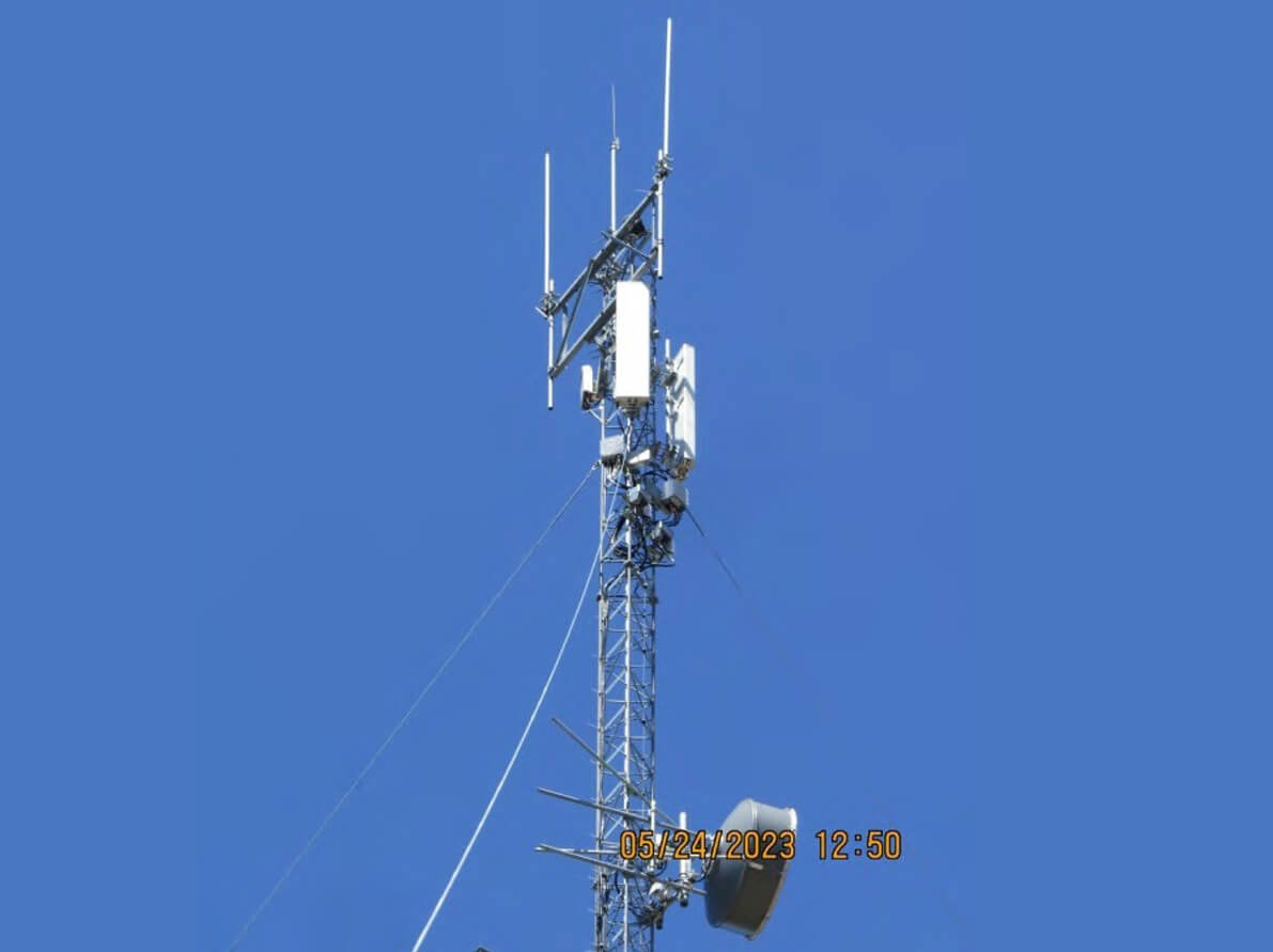 100.3m All-Weld Guyed-Supporting Tower